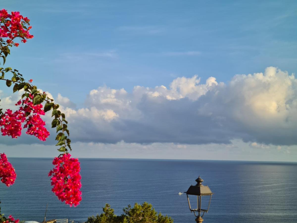 “Cielo E Mare”, Casetta Nel Cuore Del Borgo Antico / “Sky & Sea”, Charming In The Heart Of Old Village Castelsardo Eksteriør bilde