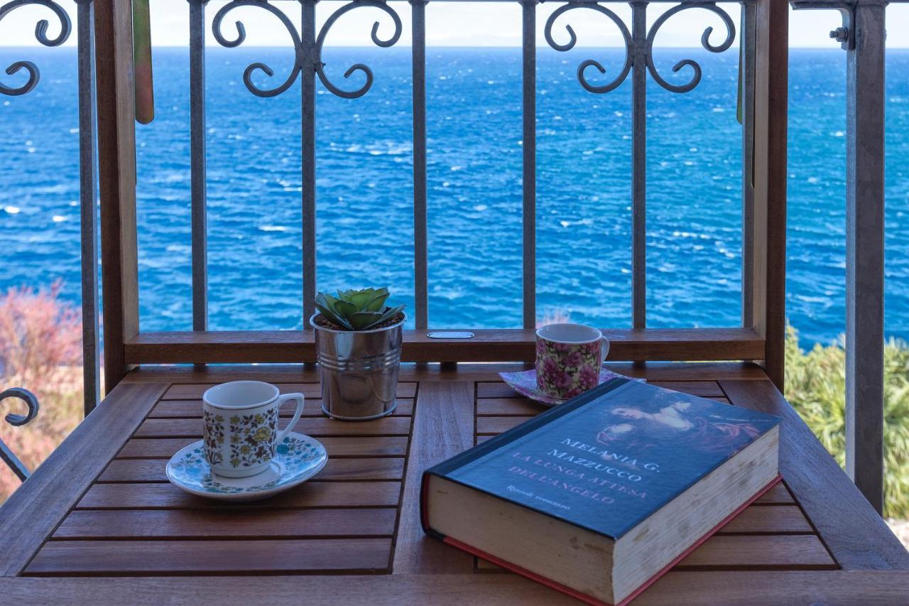 “Cielo E Mare”, Casetta Nel Cuore Del Borgo Antico / “Sky & Sea”, Charming In The Heart Of Old Village Castelsardo Eksteriør bilde