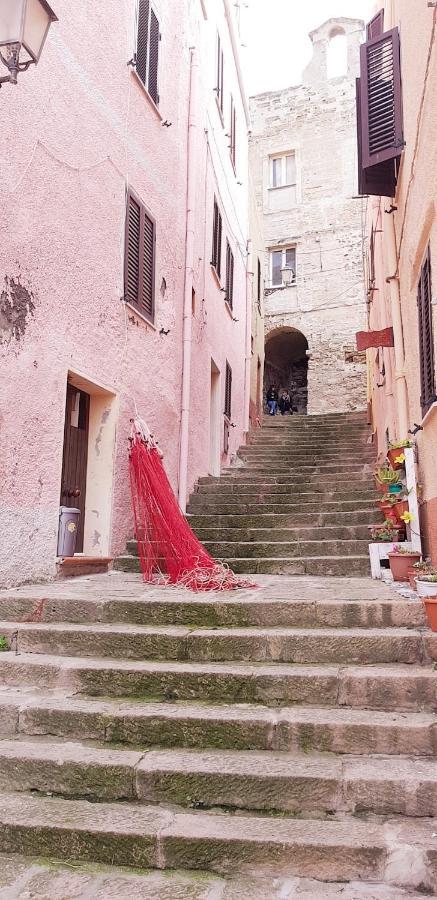 “Cielo E Mare”, Casetta Nel Cuore Del Borgo Antico / “Sky & Sea”, Charming In The Heart Of Old Village Castelsardo Eksteriør bilde