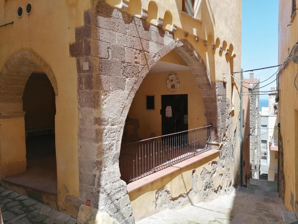 “Cielo E Mare”, Casetta Nel Cuore Del Borgo Antico / “Sky & Sea”, Charming In The Heart Of Old Village Castelsardo Eksteriør bilde