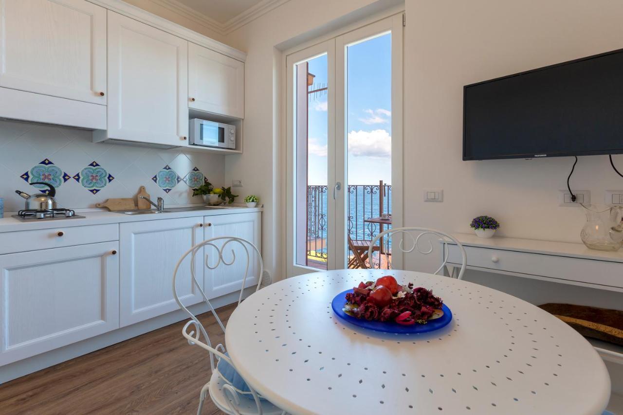 “Cielo E Mare”, Casetta Nel Cuore Del Borgo Antico / “Sky & Sea”, Charming In The Heart Of Old Village Castelsardo Eksteriør bilde